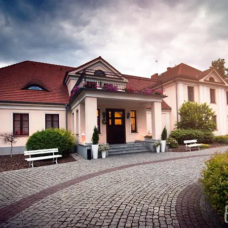 Hotel Dwór Niemierzyce